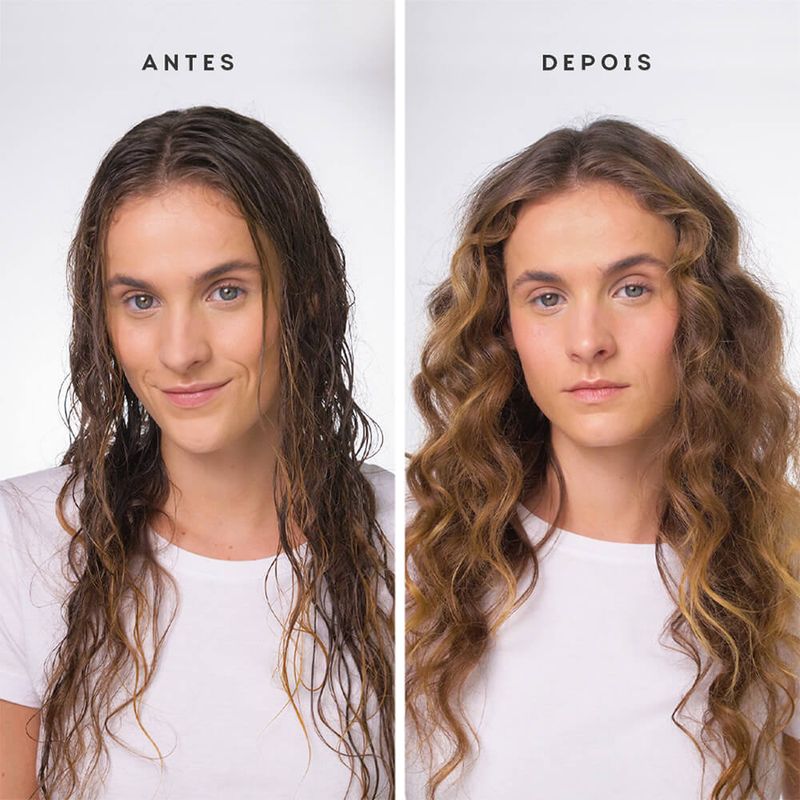 Antes e depois de modelo usando o Shampoo Para Cabelos Quimicamente Tratados com óleos ozonizados Océane