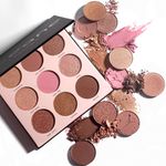 foto com textura de todas as cores da Paleta de Sombras Unique Palette Océane Edition