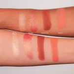 swatches de todas as cores da Paleta de Sombras 4 Eyeshadow Palette Power Glow Océane Edition