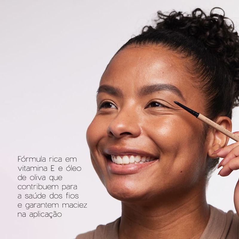 AP2001236CO051F_lapis_de_sobrancelha_escuro_nadia_tambasco_by_oceane_slim_brow_pencil_dark_7