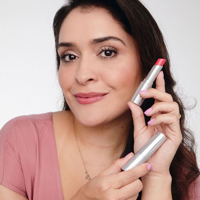 K1584_kit_paleta_de_sombras_glam_to_go_revitalizador_labial_rosa_nadia_tambasco_by_oceane_6.jpg