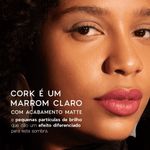 AP2001361CO046F_sombra_liquida_marrom_claro_liquid_eyeshadow_cork_oceane_edition_5.jpg