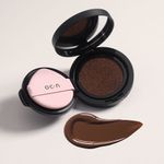 AP2001365CO083F_base_liquida_escura_semimatte_cushion_foundation_80_oceane_edition_1