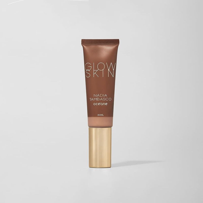 AP2001282CO042F_primer_iluminador_facial_escuro_nadia_tambasco_by_oceane_glow_skin_tan_1.jpg