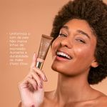 AP2001282CO042F_primer_iluminador_facial_escuro_nadia_tambasco_by_oceane_glow_skin_tan_4.jpg