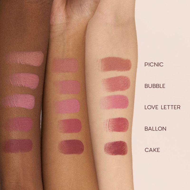 AP2001368CR157F_blush_em_bastao_nude_blush_stick_picnic_4you_5